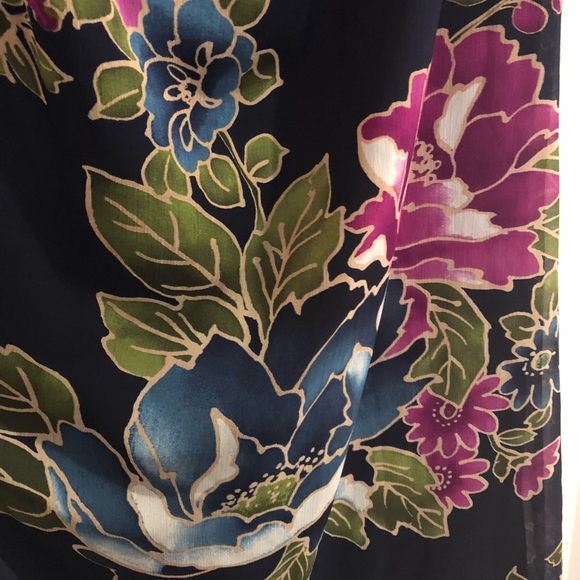 Floral, strapless maxi. - Picture 2 of 3